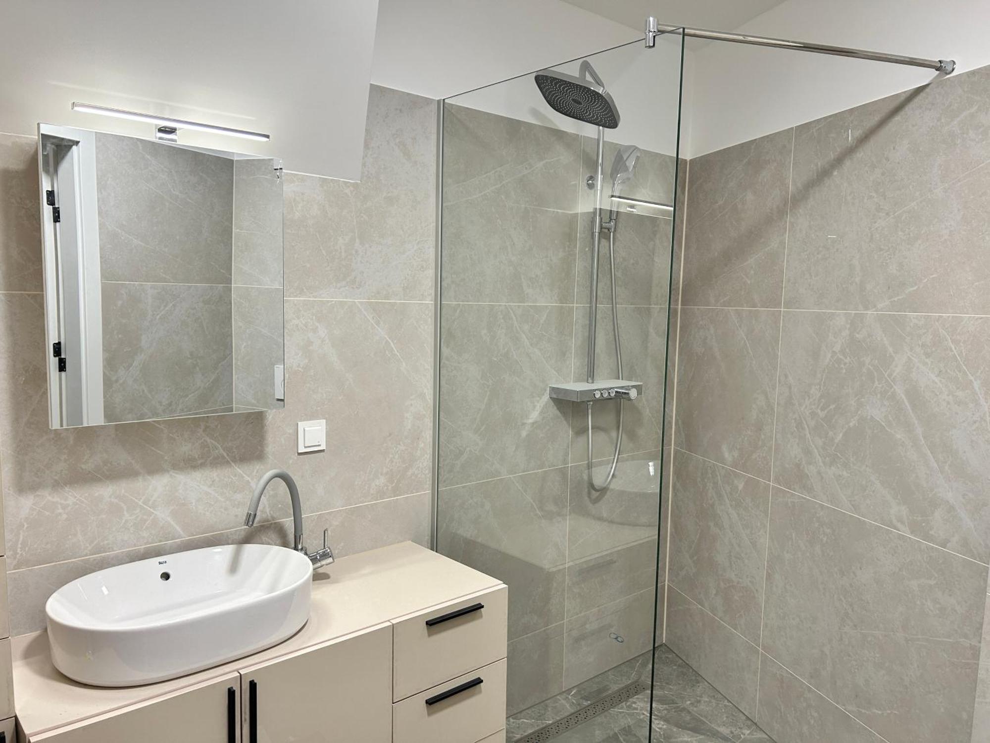 Asp Modern Apartments With Balcony & Free Parking Vienna Exterior photo